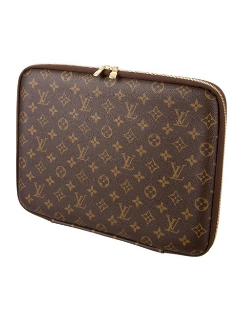 louis vuitton laptop case.